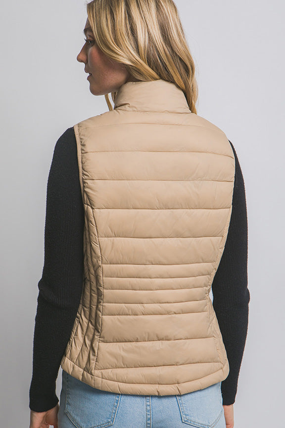Ultra Light Puffer Vest in Khaki