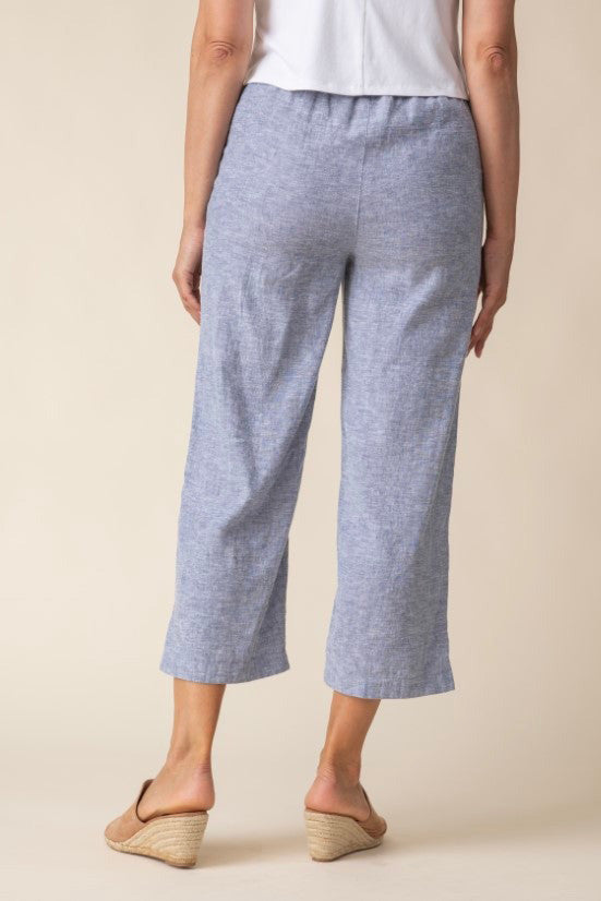 Linen Pleat Button Capri