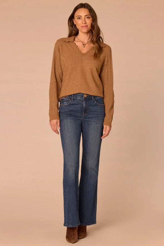 Scallop Neck Long Sleeve Sweater in Saddle