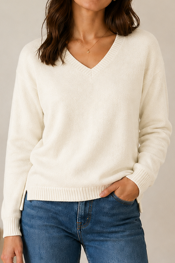 Ivy V-Neck Sweater in Ivory