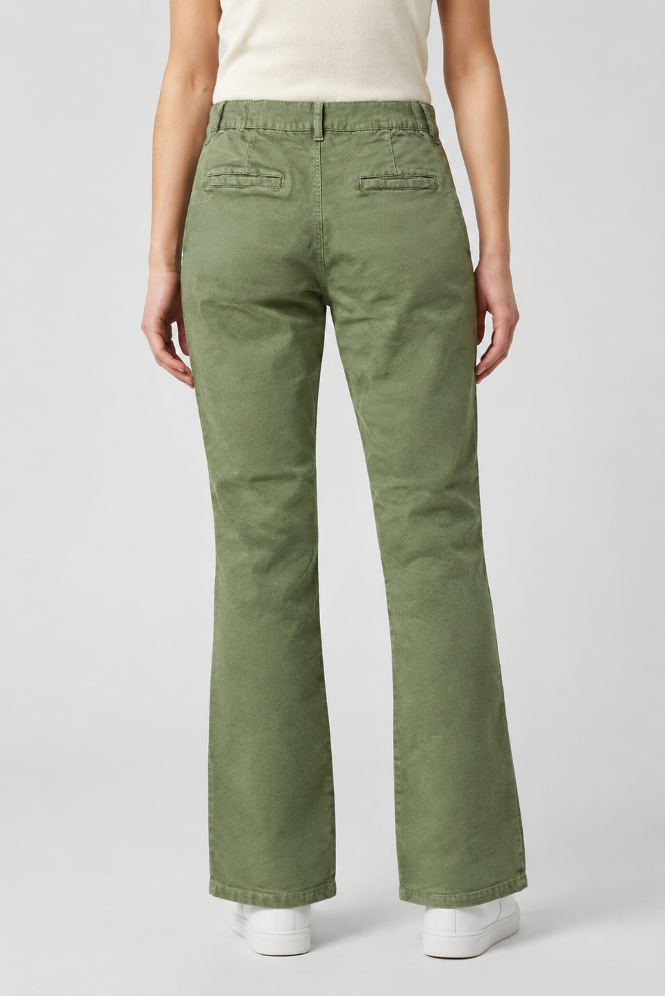 Twill Chino in Olivine