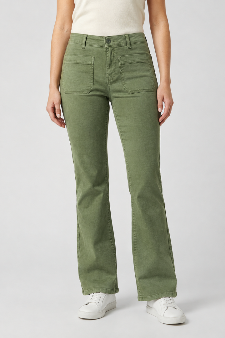 Twill Chino in Olivine