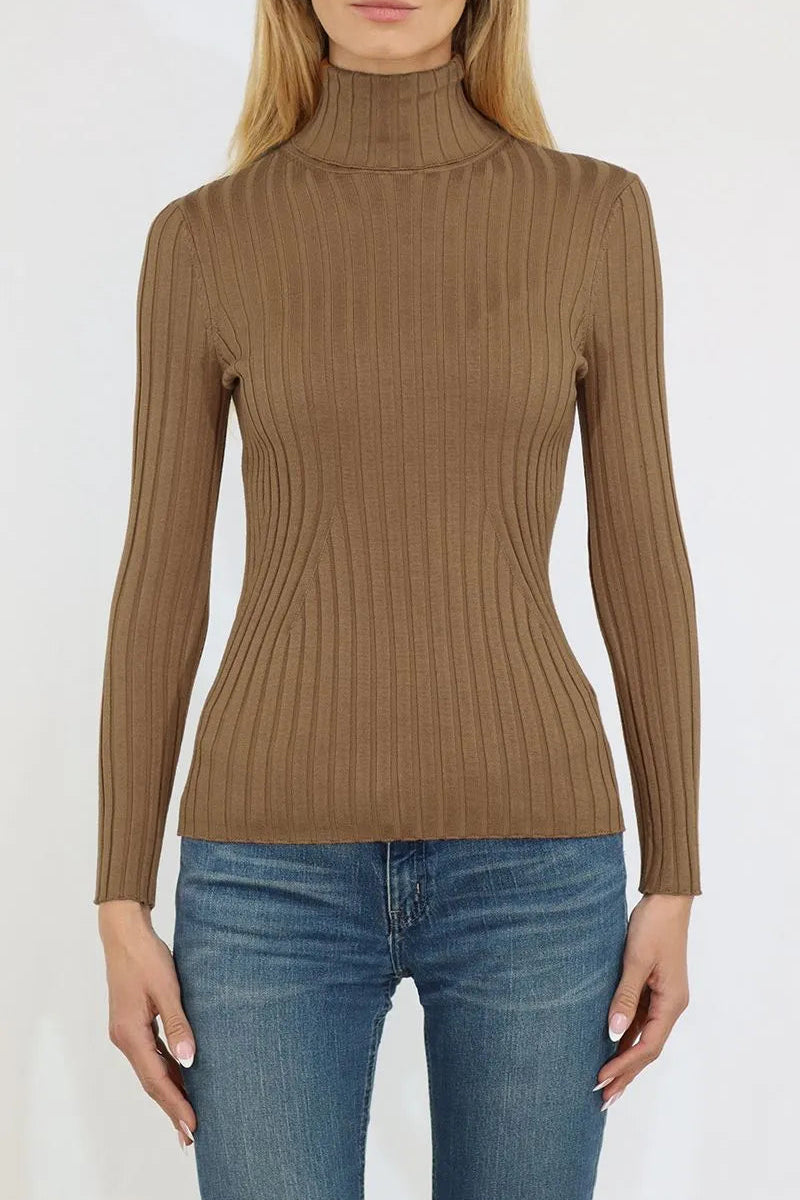 Ribbed Turtleneck Sweater in Golden Oak