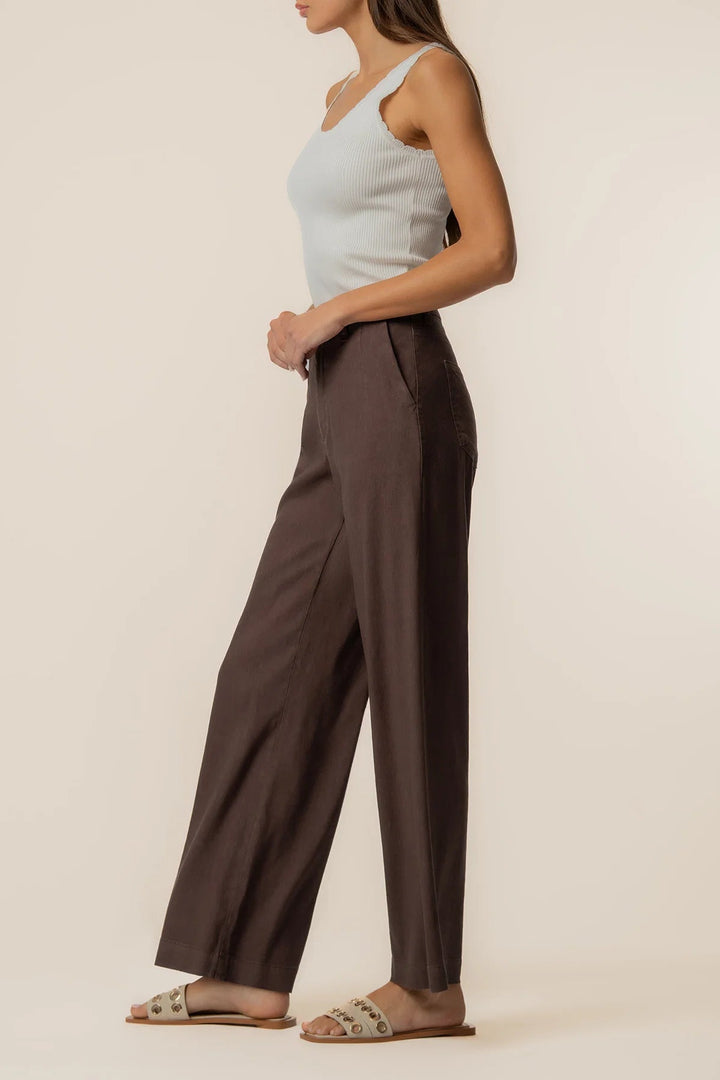 Meg Linen High-Waist Trouser in Chocolate