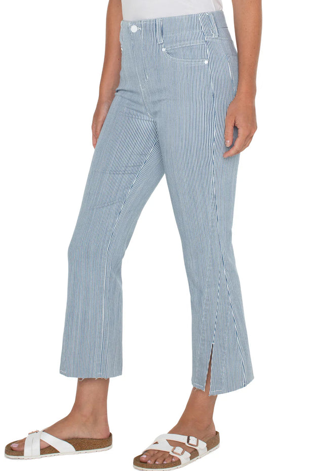 THE GIA GLIDER® CROP FLARE TWISTED SEAM