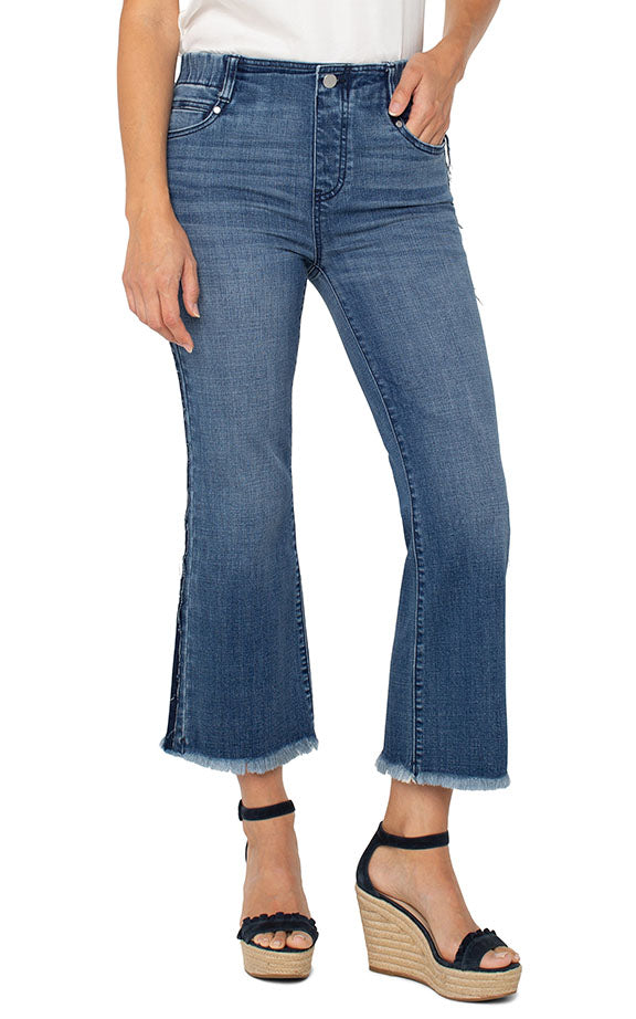 Gia Crop Flare with Sideseam