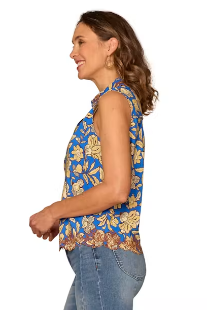 Sleeveless Blouse with Collared Neck and Scallop Hem