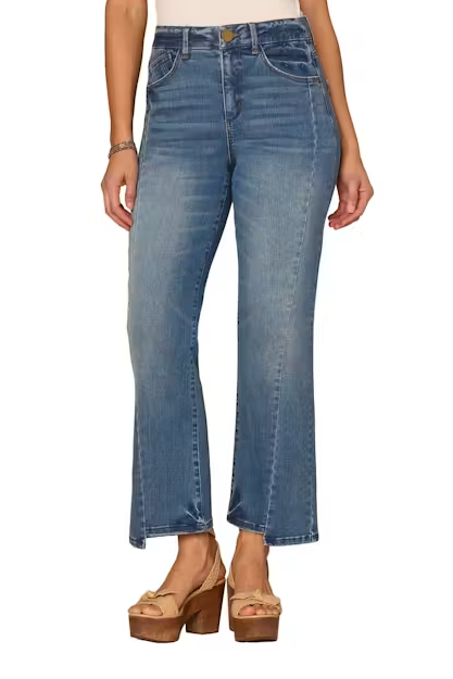 Skyrise Barely Boot Jean