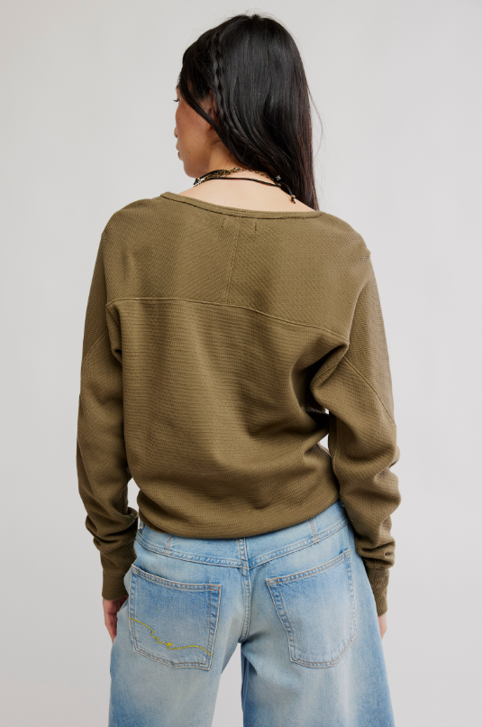 Jess Long Sleeve in Beech Leaves
