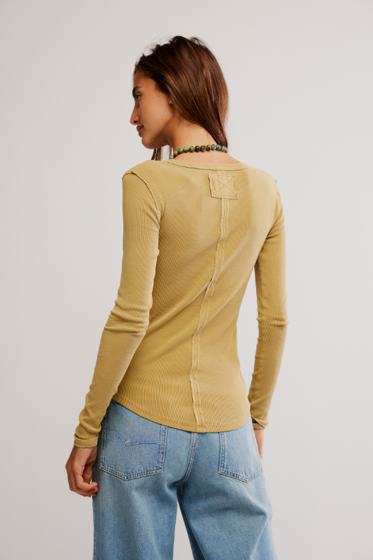 Jamie Henley in Dried Tobacco