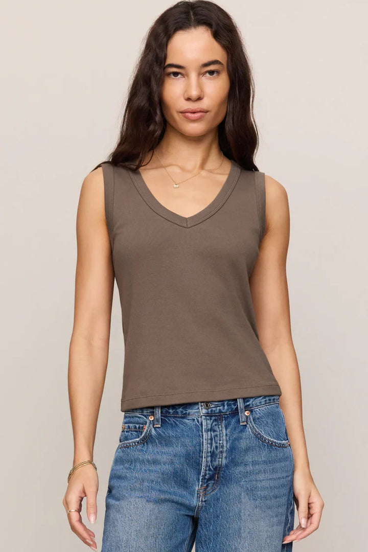 Ellie Rib V-neck in Pebble Coast