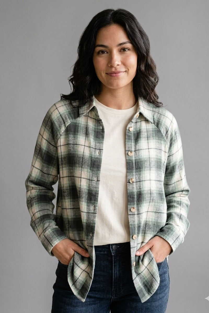 Flannel Shirt with Raglan Style Sleeve and Side Seam Pockets in Green