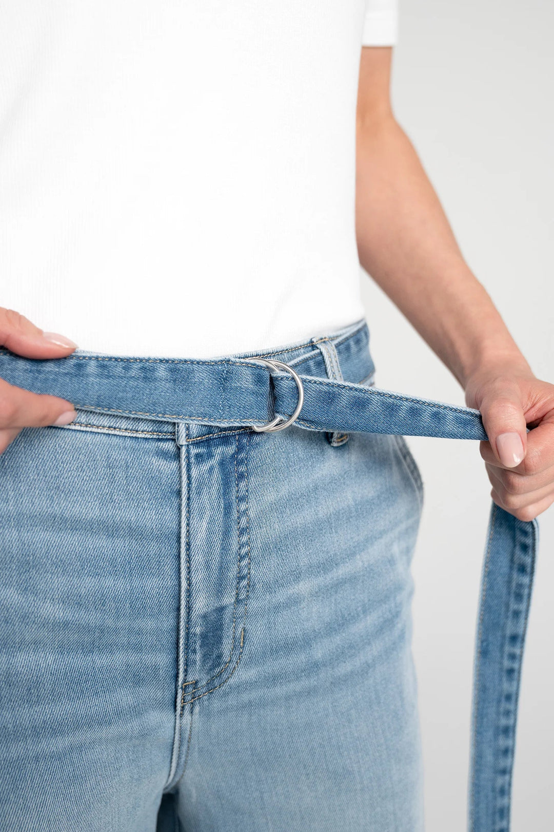 High Rise Super Stride Denim with Belt